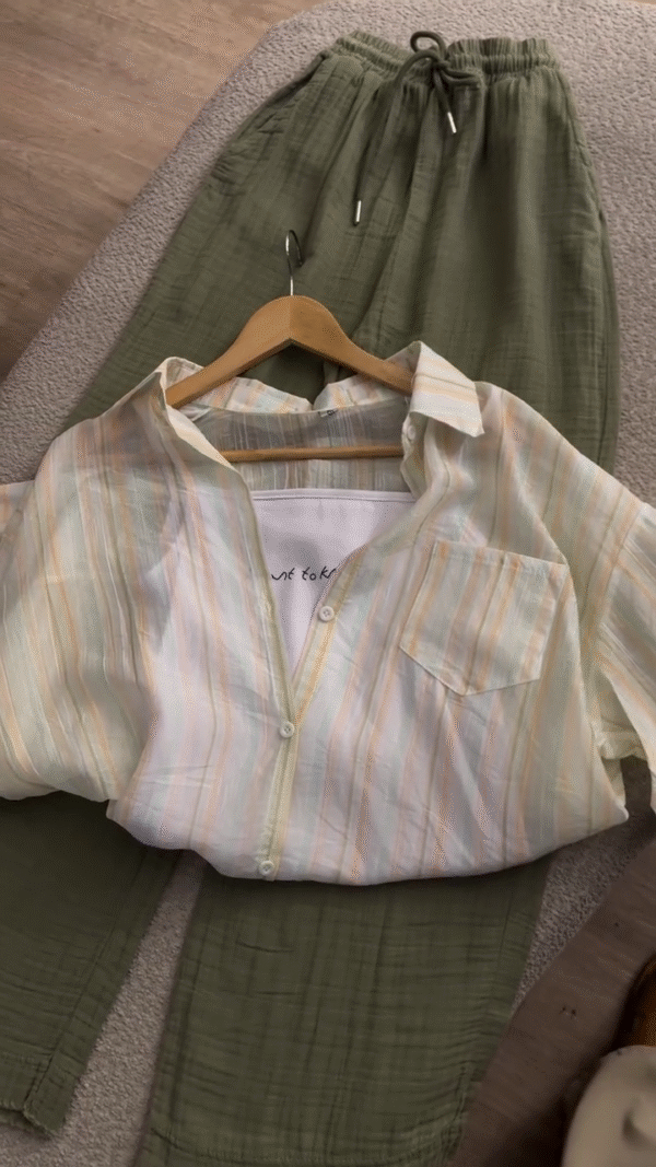 Women Comfort Opaque Striped Casual Shirt: Effortless Fashion for Everyday Confidence