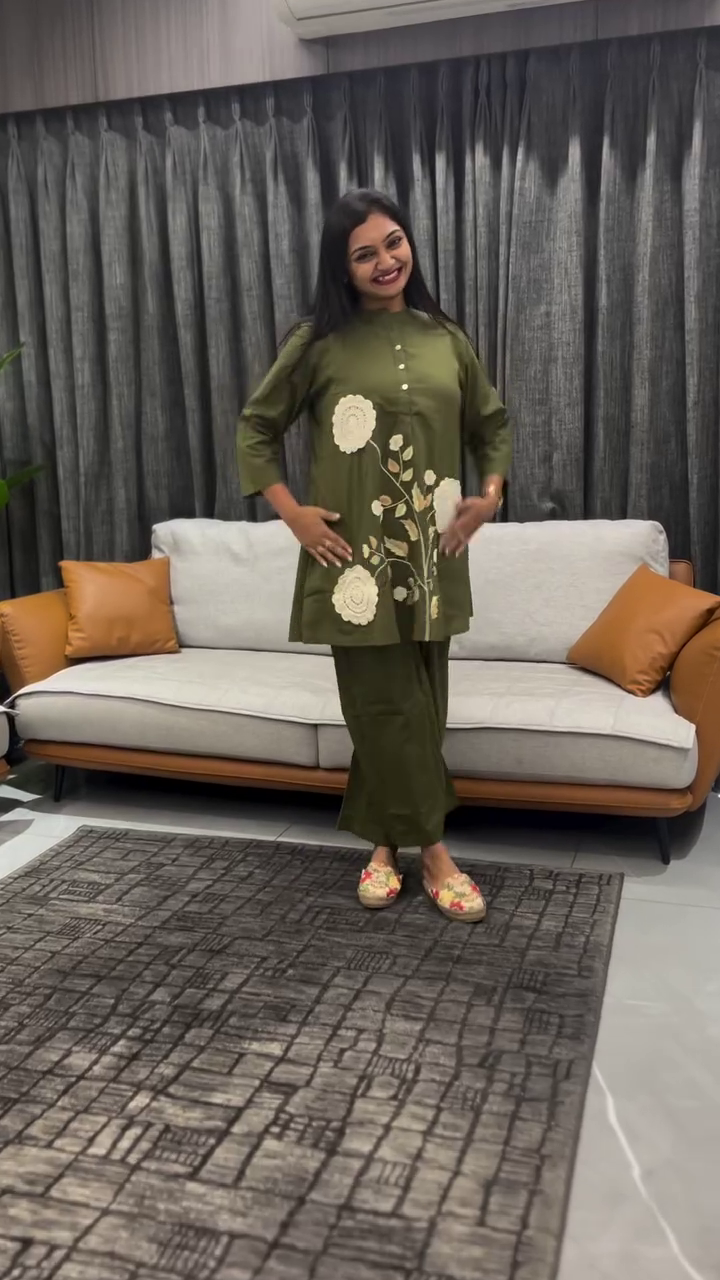 Girl's Floral Print Rayon Kurti