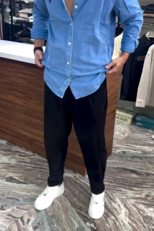 Men Comfort Spread Collar Solid Cotton Slim Fit Casual Shirt