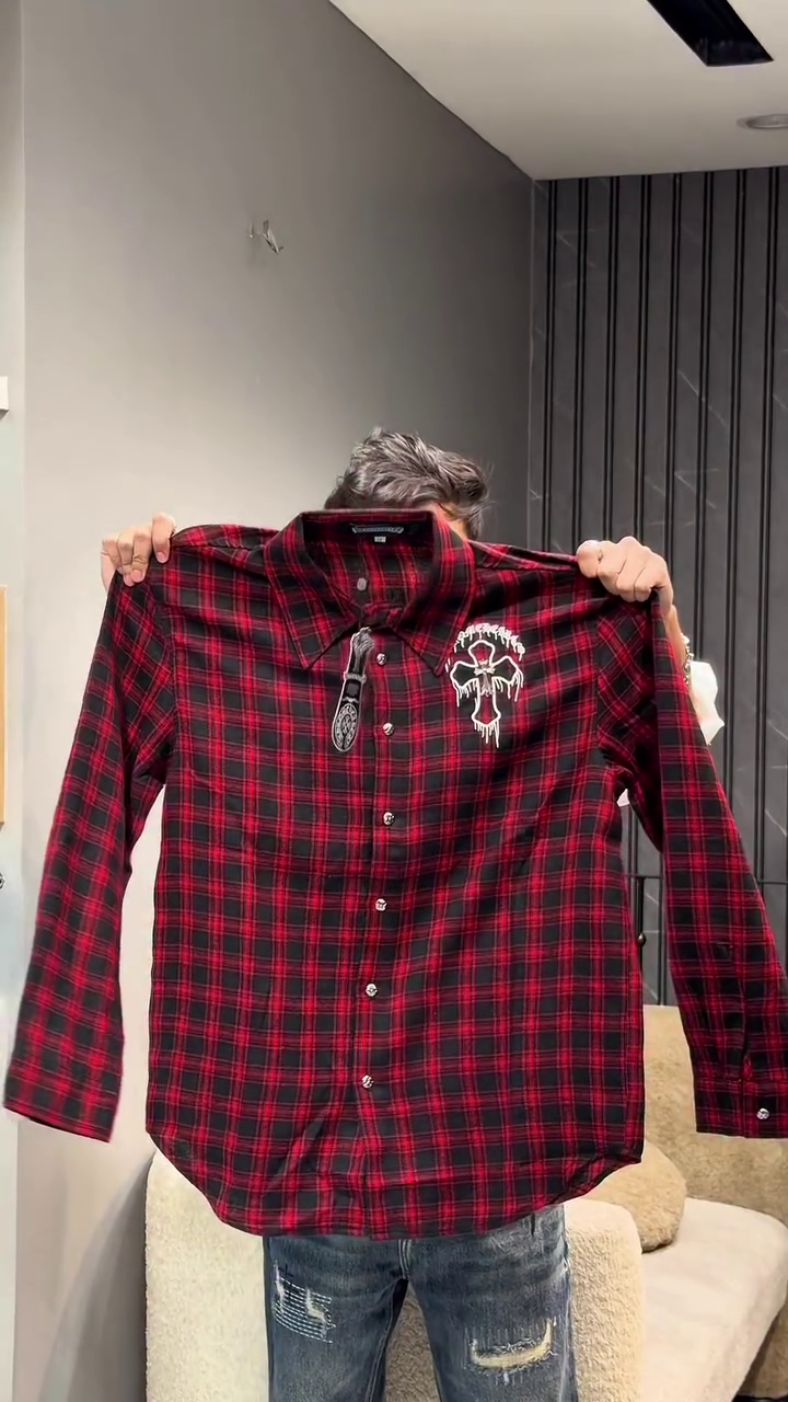 Men Black Checked Casual Shirt - Image 2