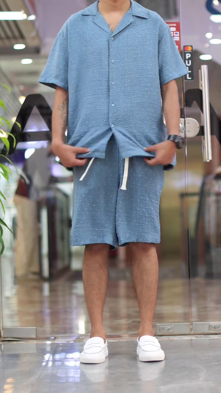Men Airport Look Textured Seersucker Resort Cotton Half Sleeve Shirt - Image 3