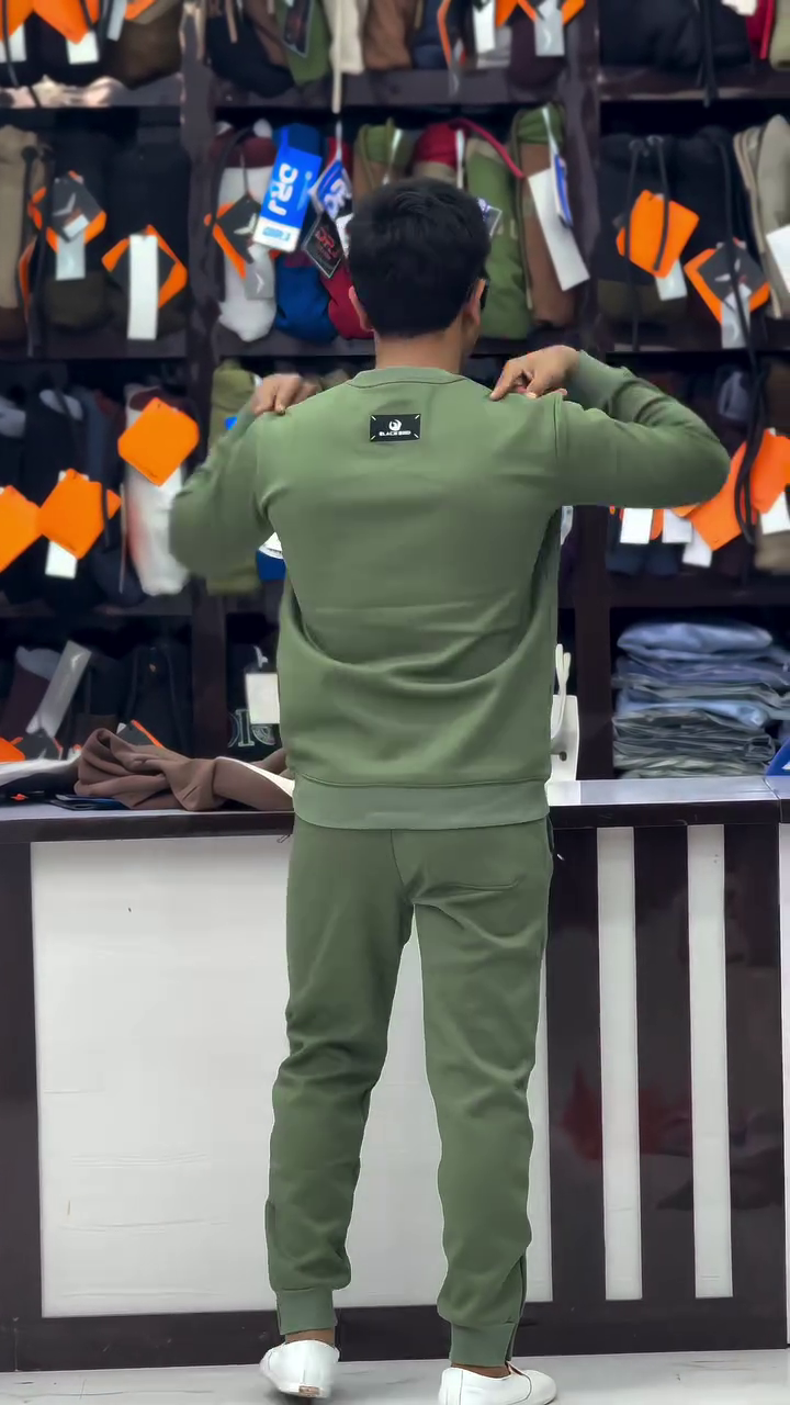 Men Solid Oversized Hooded Cotton Tracksuits - Image 13