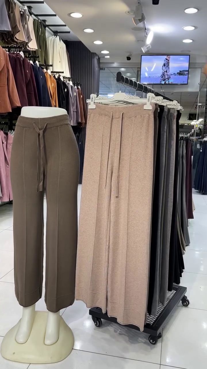 Women Wide Leg Drawstring Relaxed Fit Trouser - Image 7