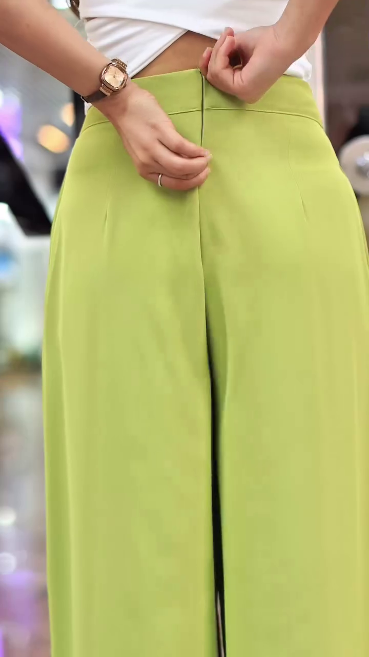 Sleeveless Blazer & Trousers Co-Ords - Image 19