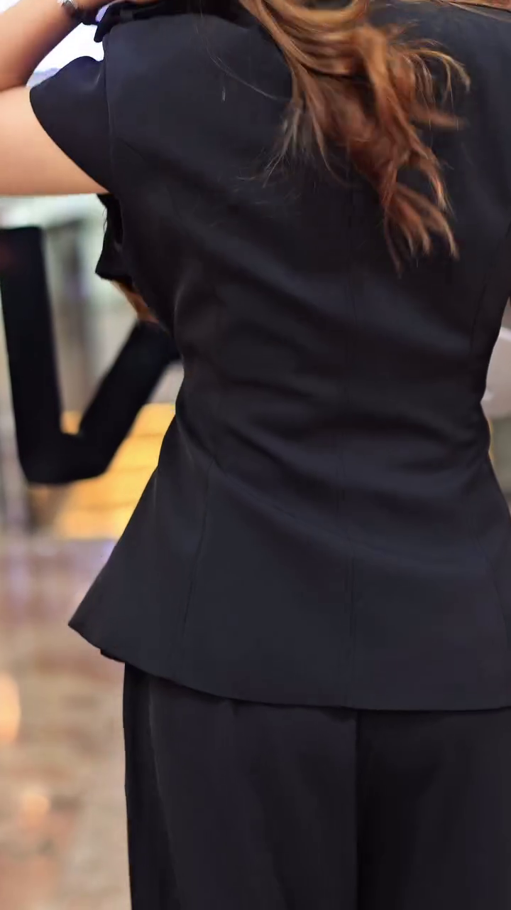 Sleeveless Blazer & Trousers Co-Ords - Image 3