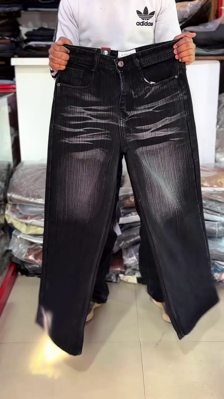 Straight Low Jeans