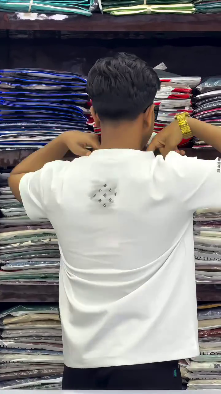 Men Printed Relaxed Fit Crew-Neck T-Shirt - Image 8
